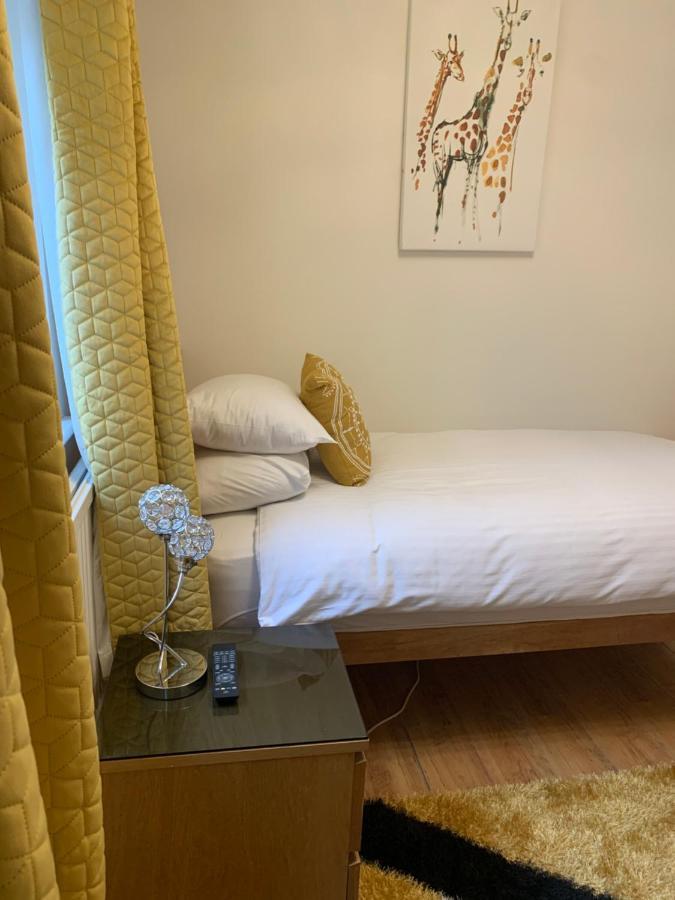 Parkview Guesthouse CBG Екстериор снимка