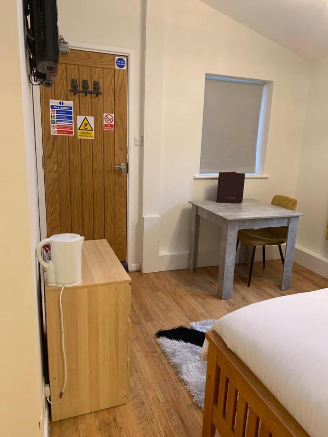 Parkview Guesthouse CBG Екстериор снимка