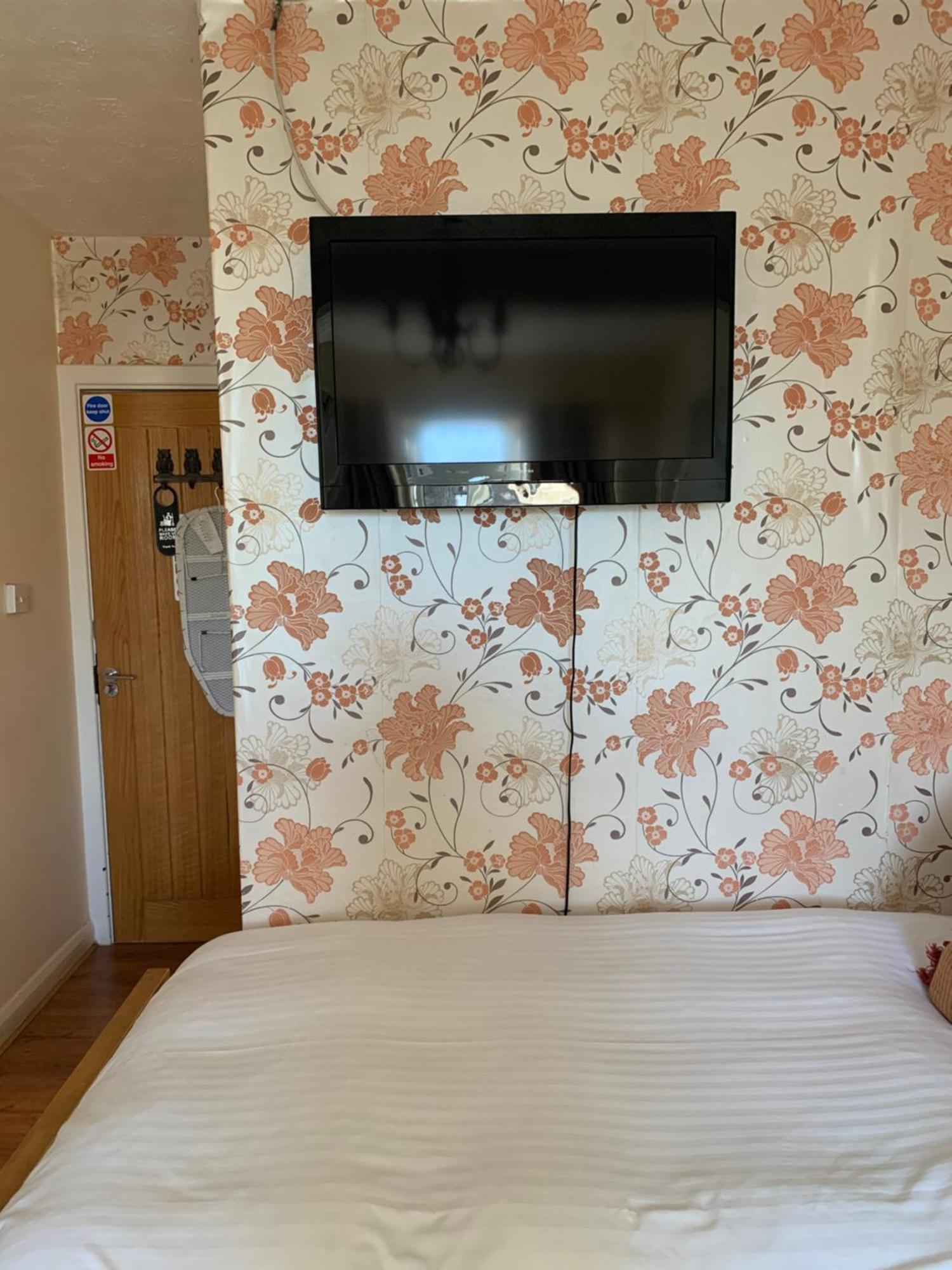 Parkview Guesthouse CBG Екстериор снимка